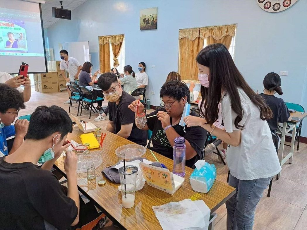 168918227293375 P23159226