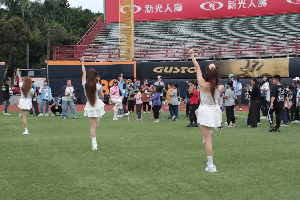 20251225 新壽基金會大小筆友