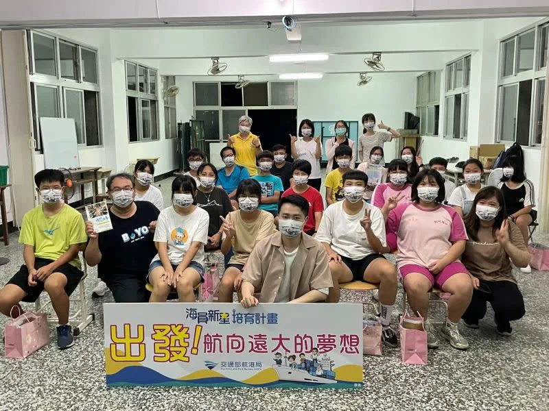 8ac926792cea2ffc9980664d8f6ba3ed